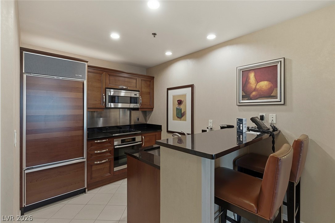 Photo 14 of 88, 145 E Harmon Avenue #3201&3203