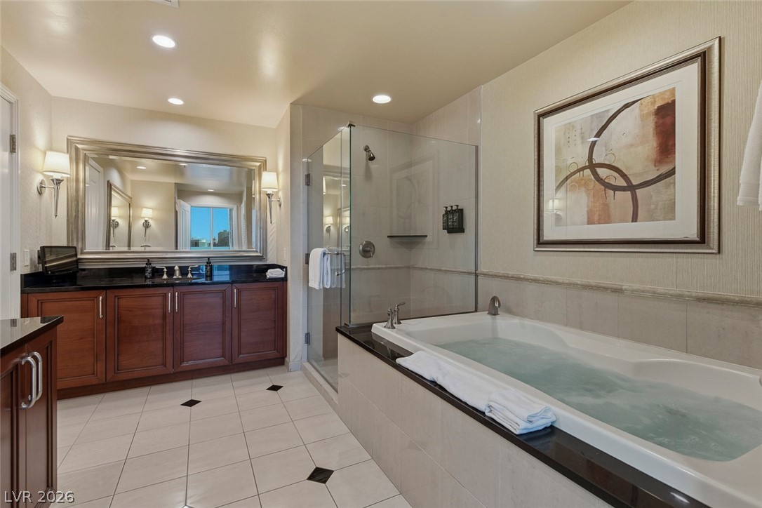 Photo 22 of 88, 145 E Harmon Avenue #3201&3203