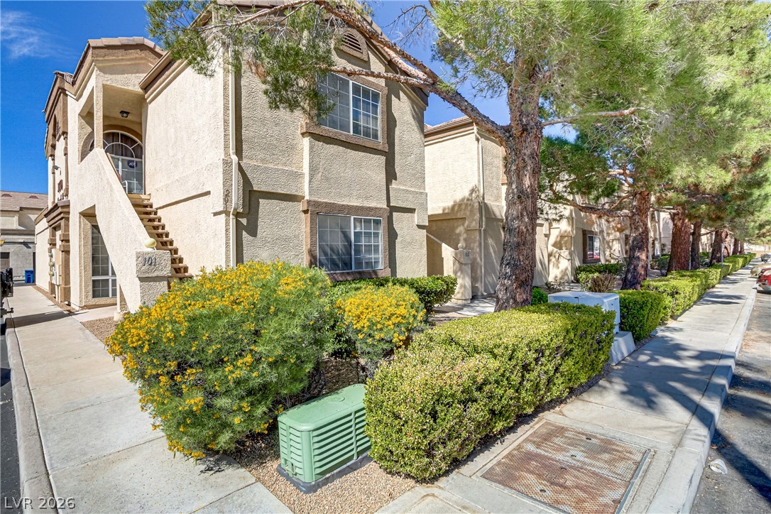 3660 Renovah Street #204, Las Vegas