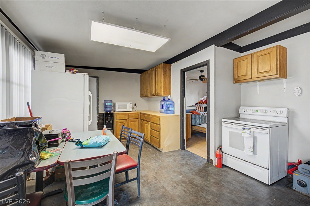 Photo 39 of 49, 5145 Kell Lane