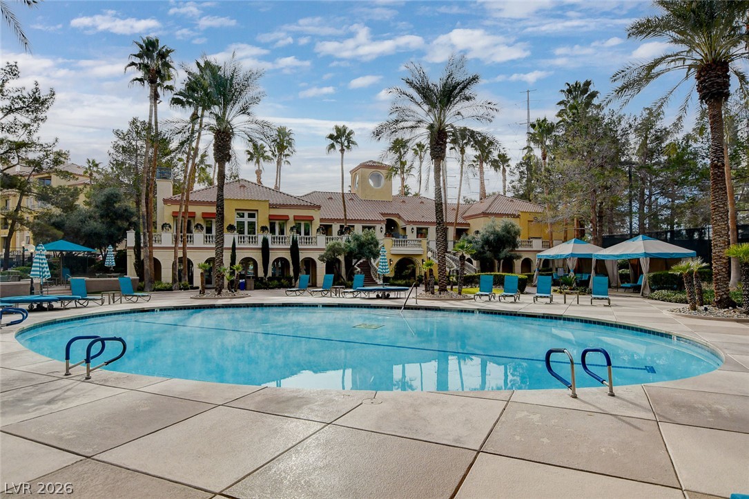 Photo 47 of 66, 230 E Flamingo Road #106