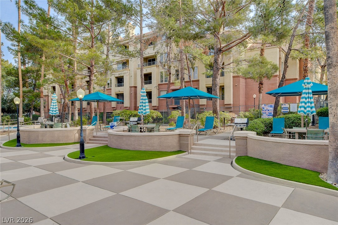 Photo 50 of 66, 230 E Flamingo Road #106