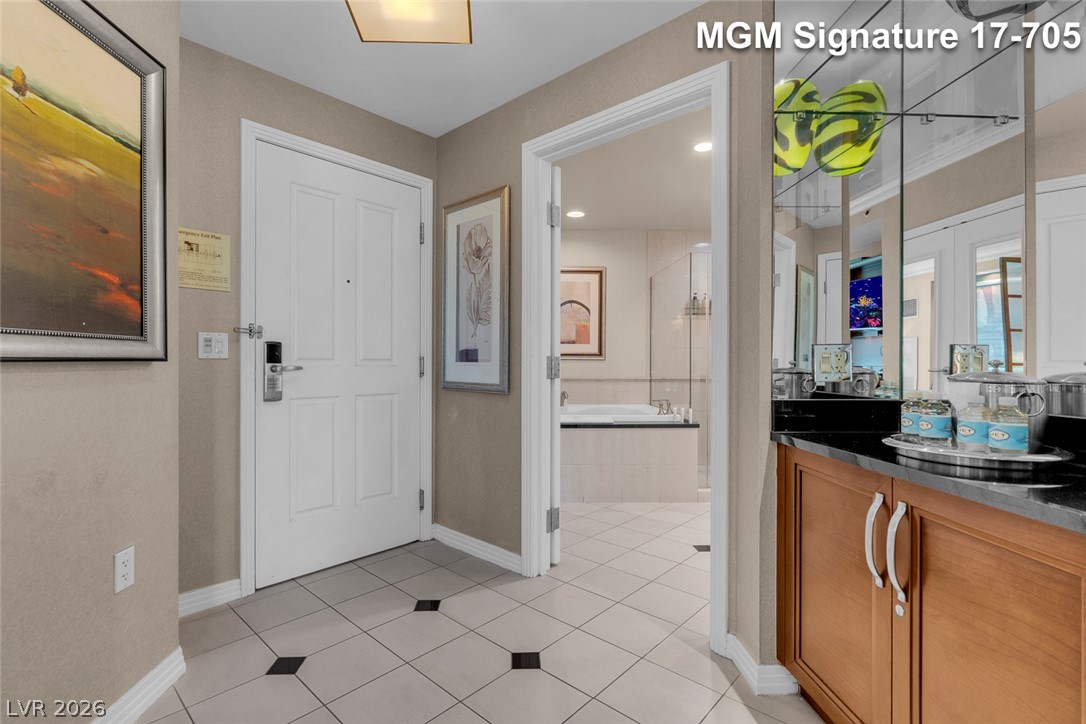 Photo 33 of 59, 135 E Harmon Avenue #1705