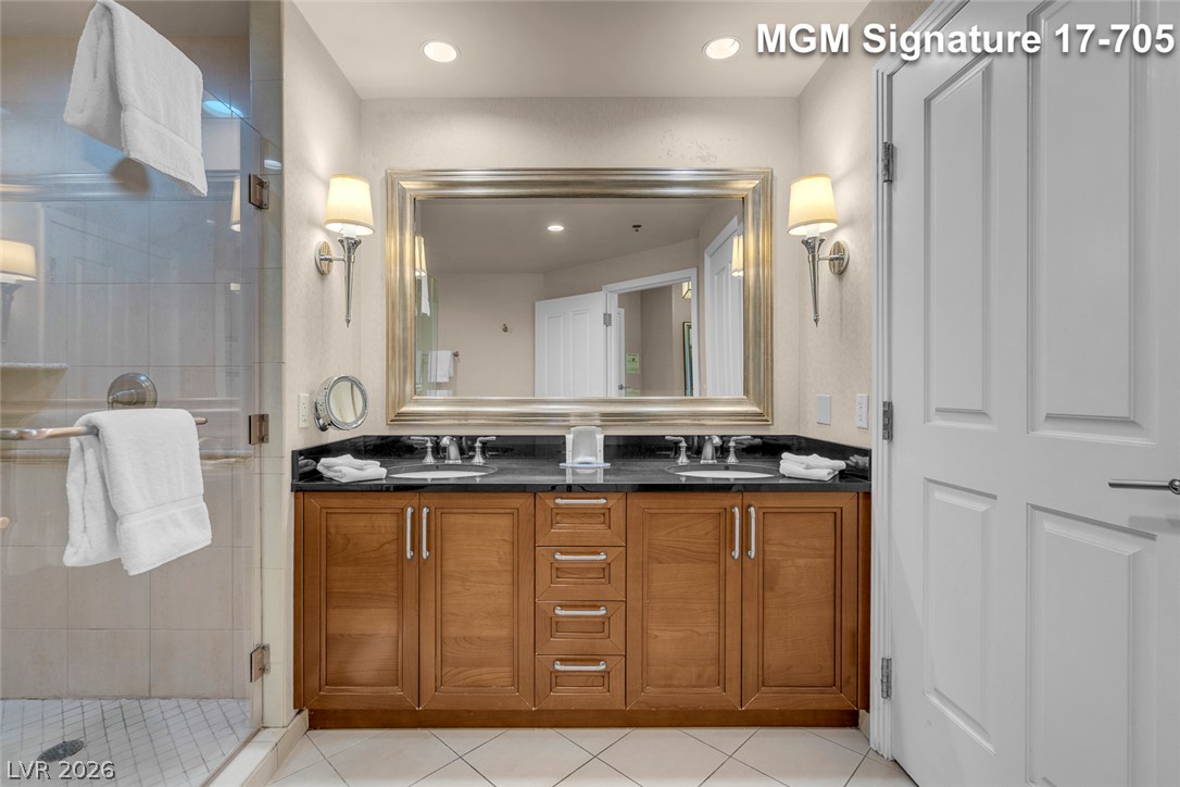 Photo 37 of 59, 135 E Harmon Avenue #1705