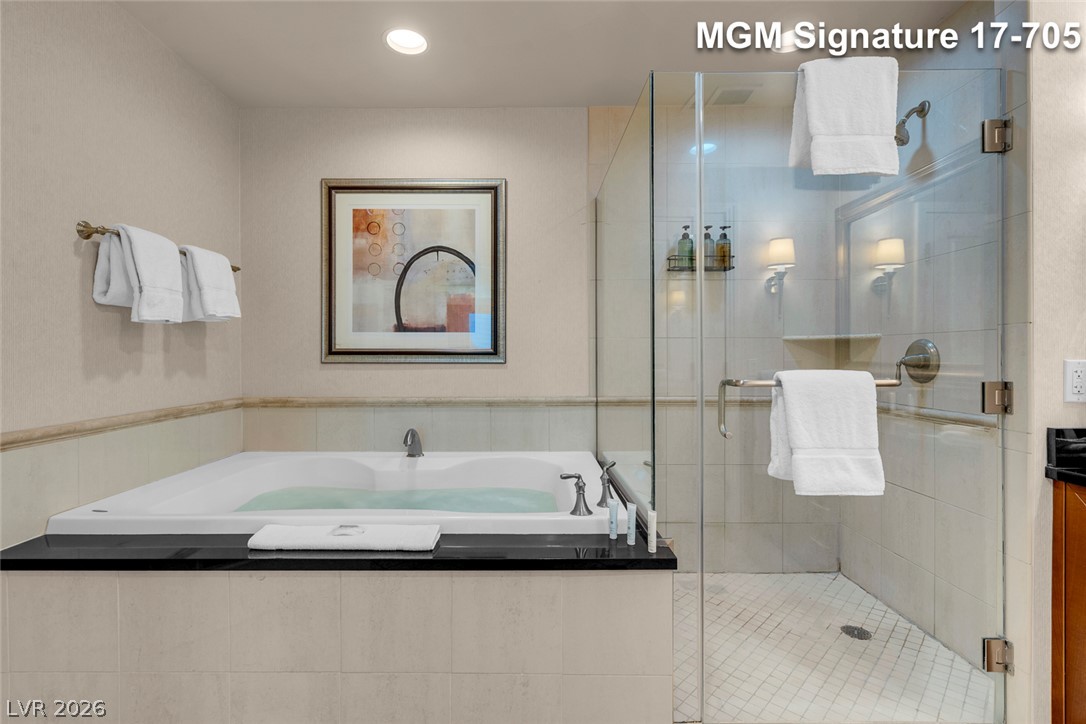 Photo 41 of 59, 135 E Harmon Avenue #1705