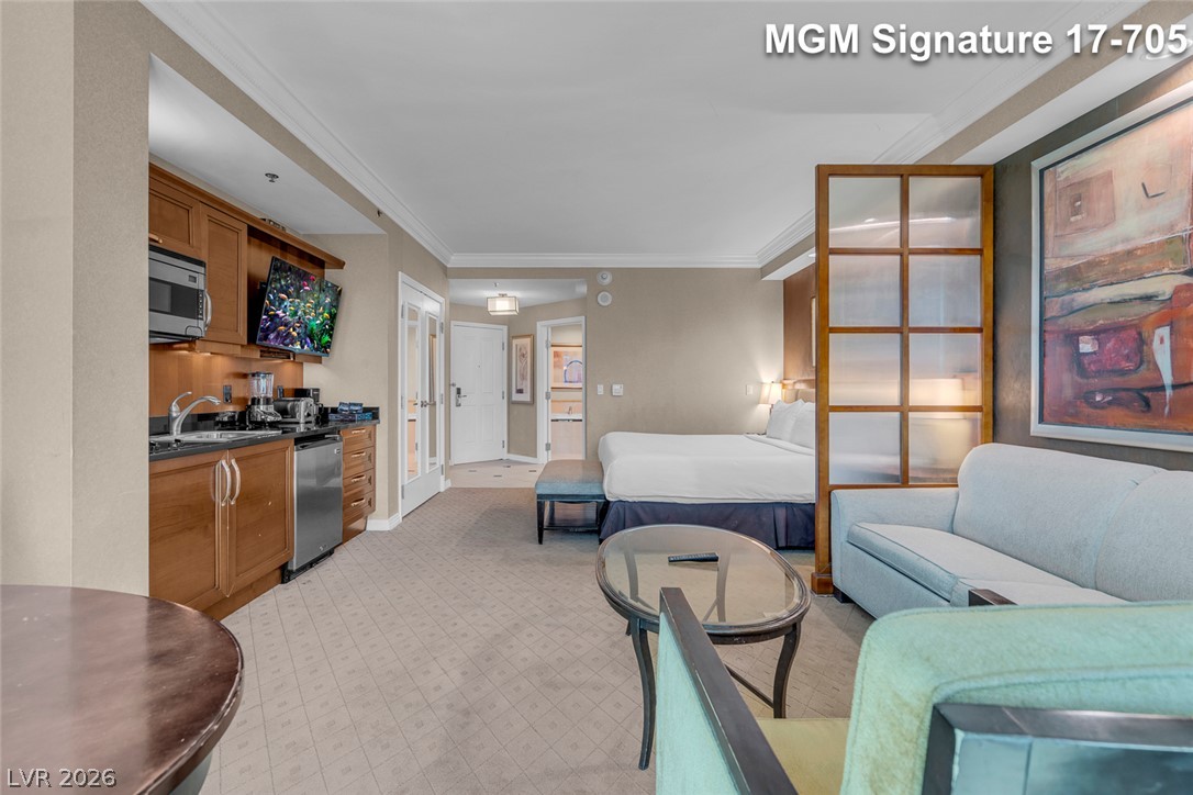 Photo 19 of 59, 135 E Harmon Avenue #1705