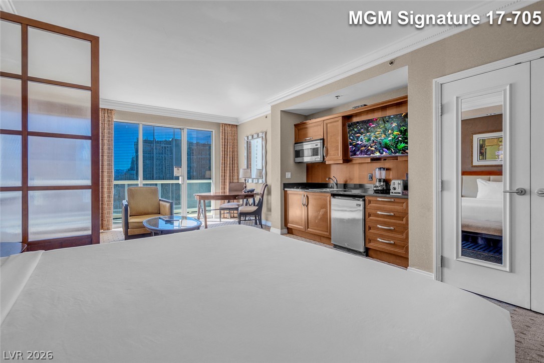 Photo 12 of 59, 135 E Harmon Avenue #1705