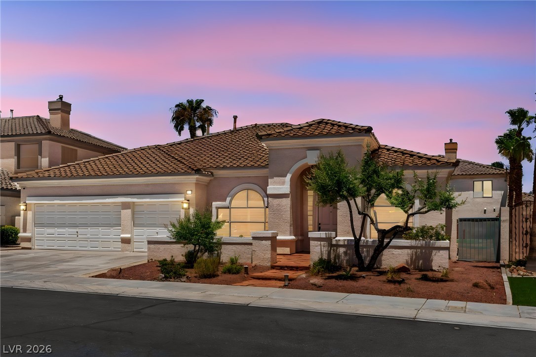 212 Cliff Valley Drive, Las Vegas 89148