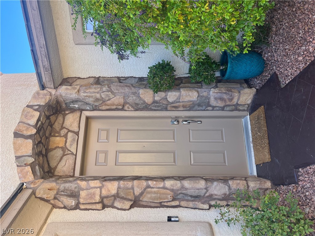 Photo 3 of 2284 Moresca Avenue
