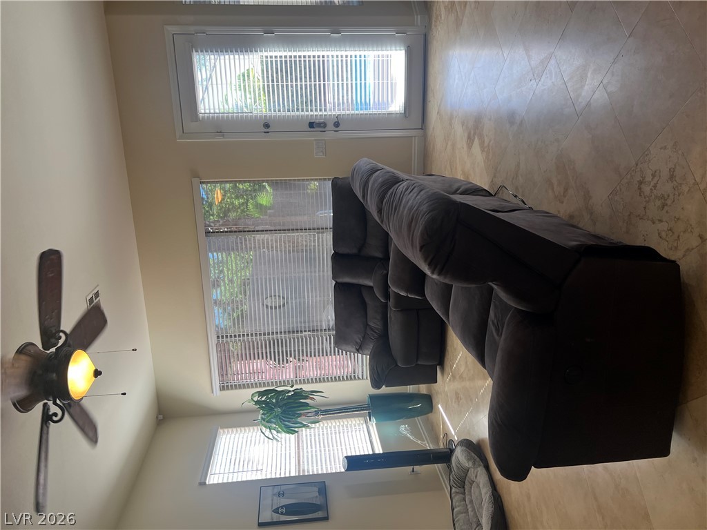 Photo 8 of 23, 2284 Moresca Avenue