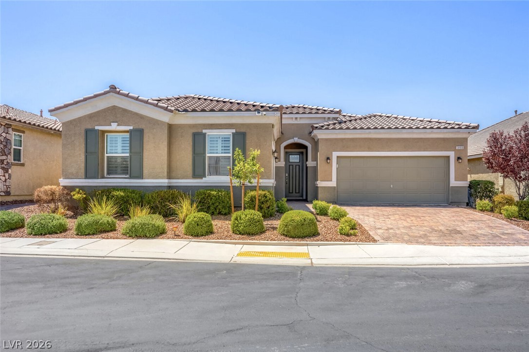 Photo 2 of 3155 Dalmazia Avenue