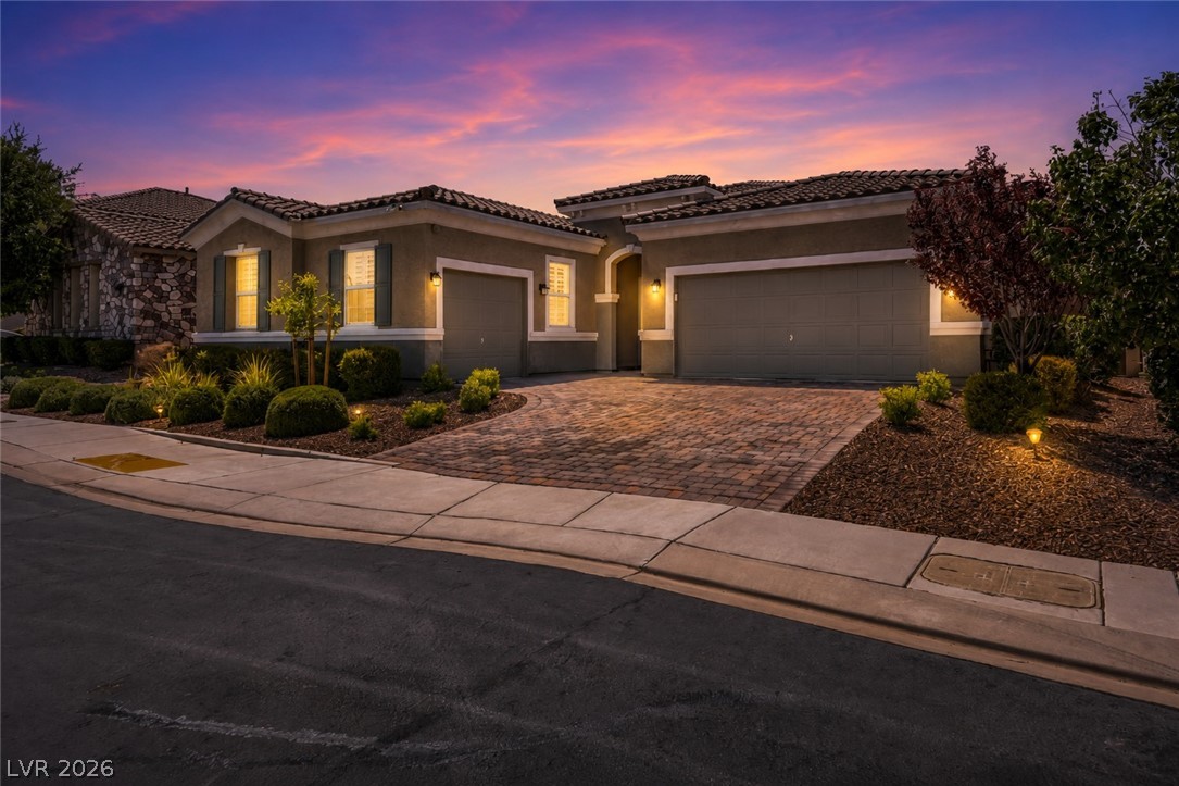 Photo 6 of 75, 3155 Dalmazia Avenue