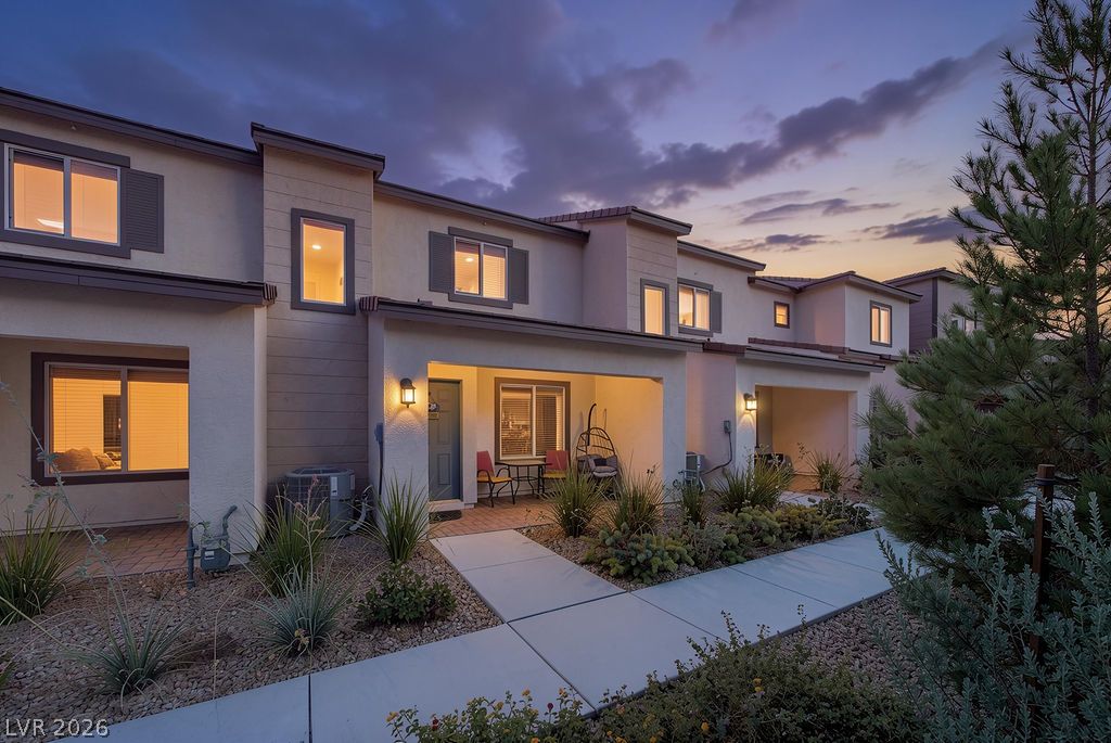 6236 Foxes Dale Street, Las Vegas 89166