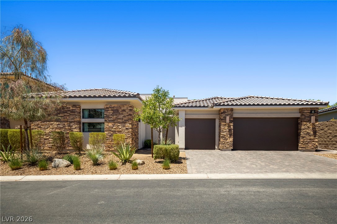 45 Garibaldi Way, Henderson 89011