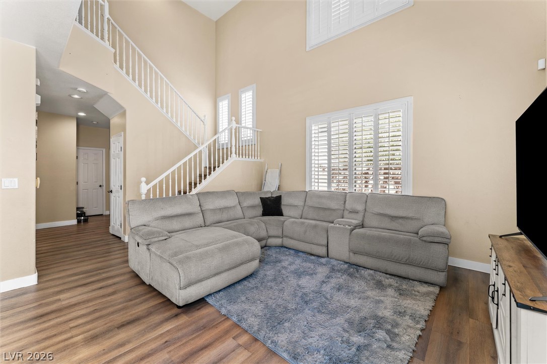 Photo 4 of 8488 Ravencrest Street