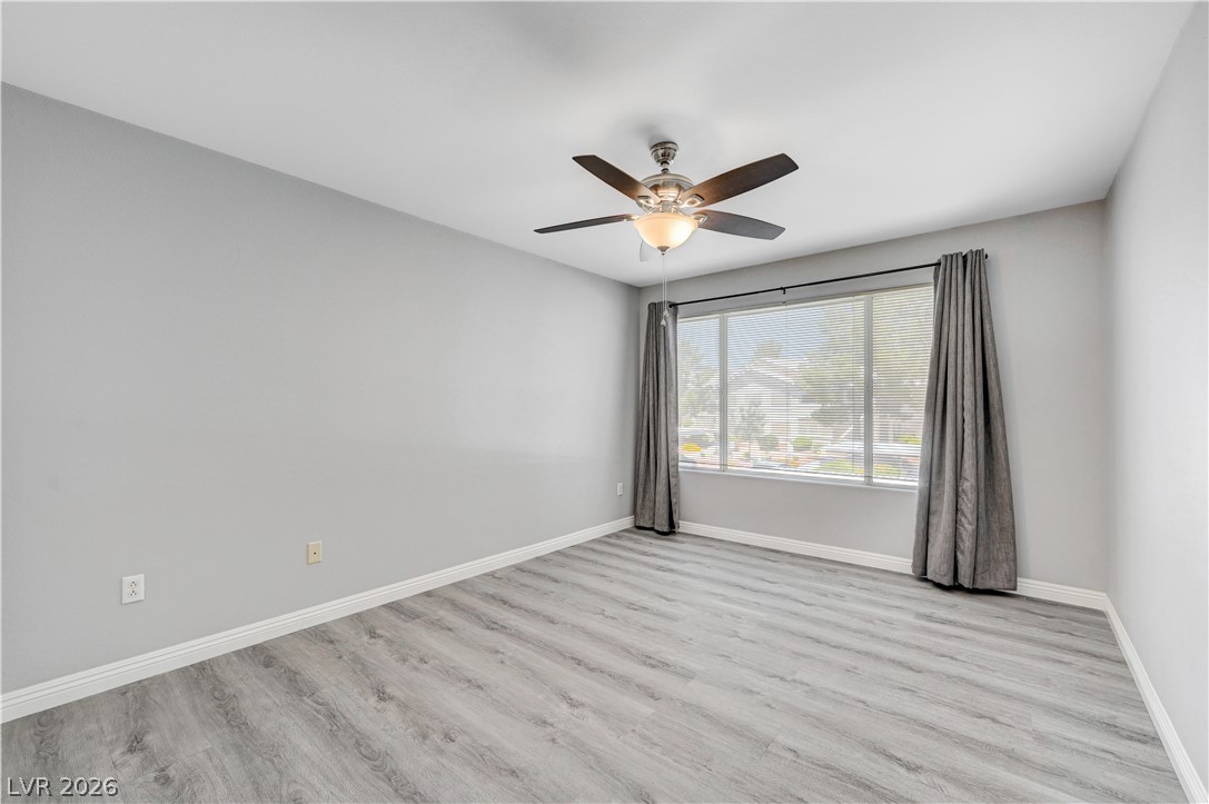 Photo 28 of 47, 3425 E RUSSELL Road #223
