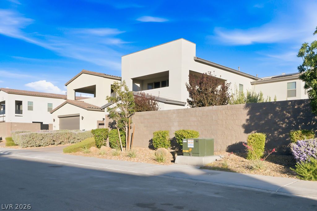 Photo 51 of 57, 3241 Cristallo Avenue