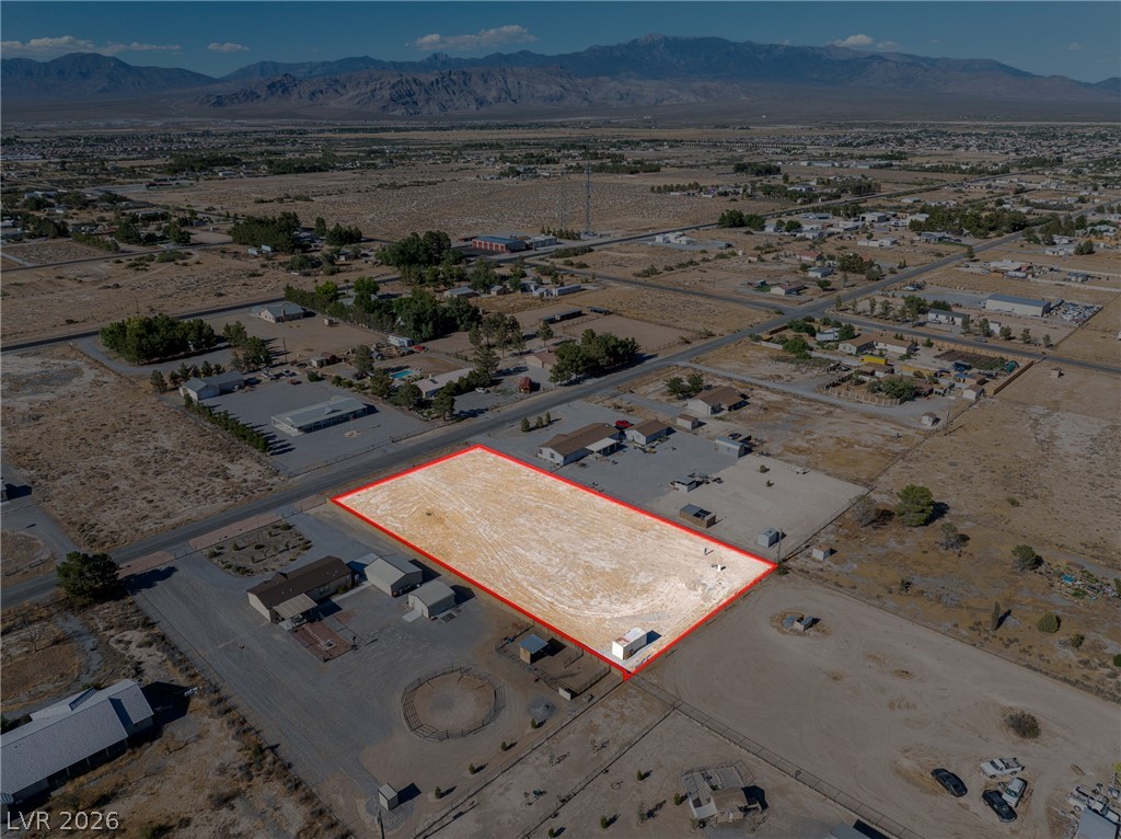 Photo 9 of 11, 3361 E Navajo Boulevard