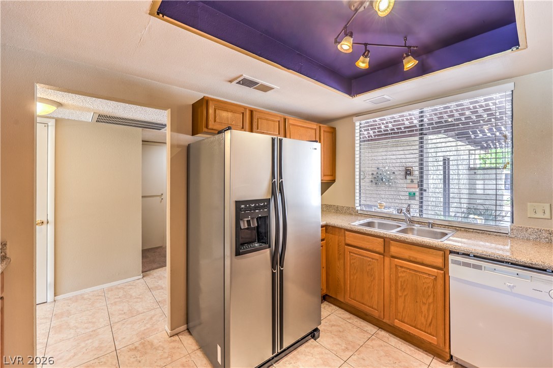 Photo 7 of 50, 2731 San Lago Court