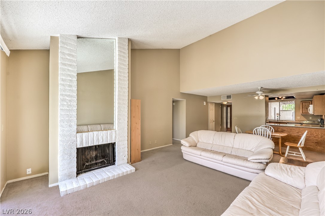 Photo 15 of 50, 2731 San Lago Court