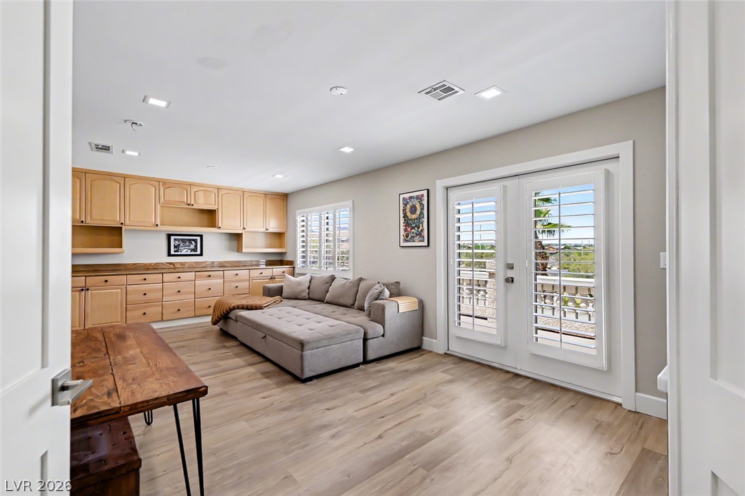 Photo 23 of 38, 8986 Sidebrook Court