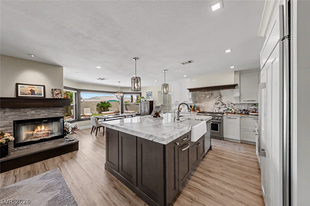 Photo 14 of 38, 8986 Sidebrook Court