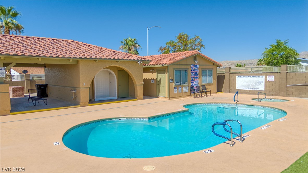 Photo 33 of 35, 3189 Del Monte Street