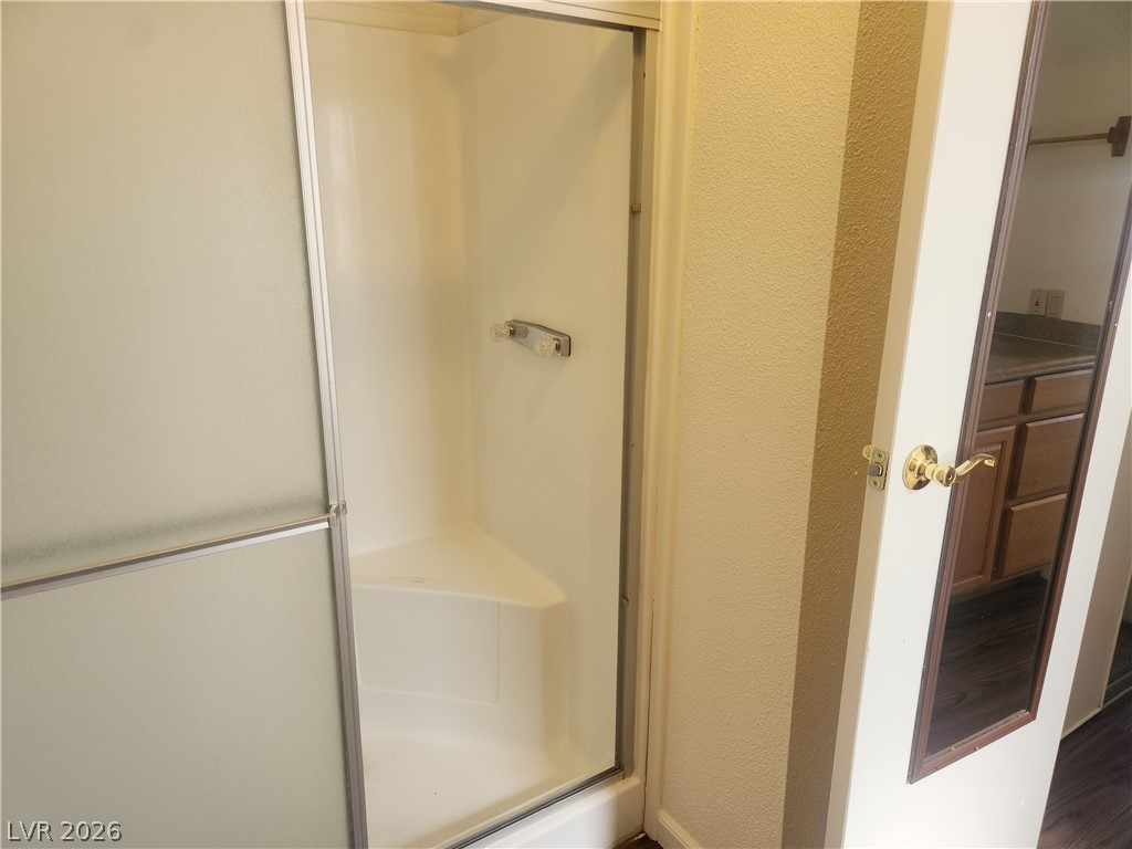 Photo 19 of 35, 3189 Del Monte Street