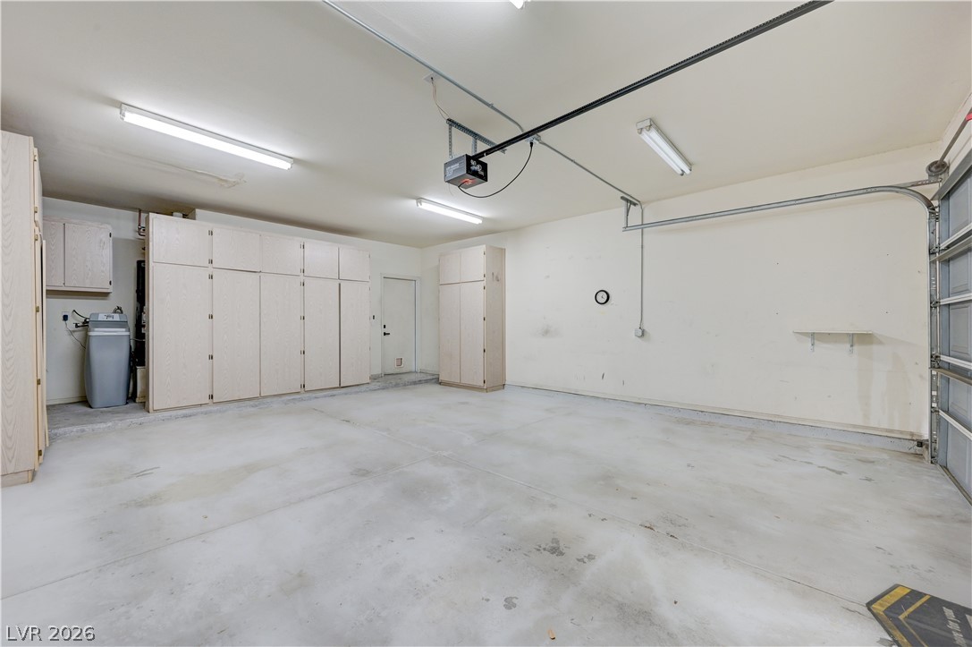 Photo 17 of 28, 2050 W Warm Springs Road #1323