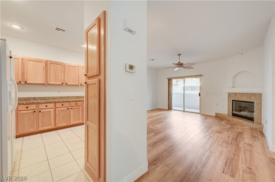 Photo 10 of 28, 2050 W Warm Springs Road #1323