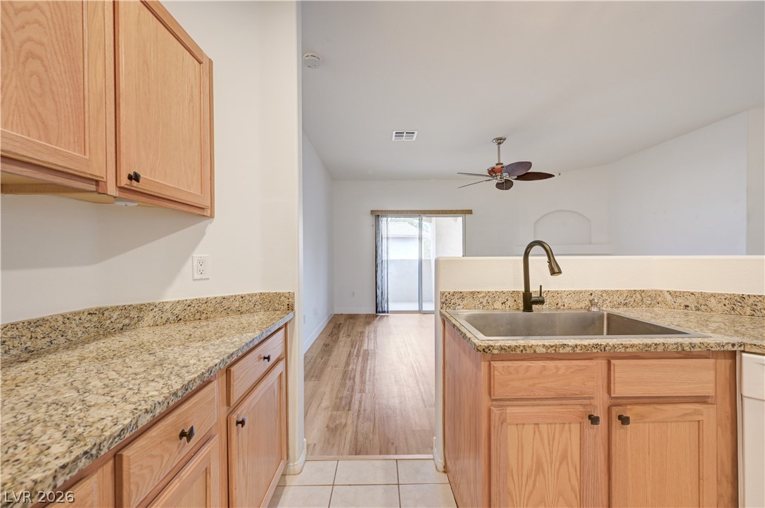 Photo 12 of 28, 2050 W Warm Springs Road #1323