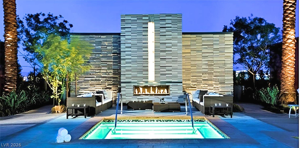 Photo 42 of 58, 4381 W Flamingo Road #1516