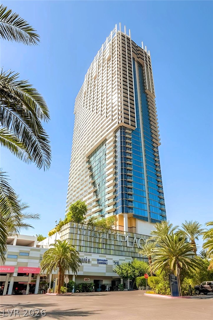 Photo 9 of 58, 4381 W Flamingo Road #1516