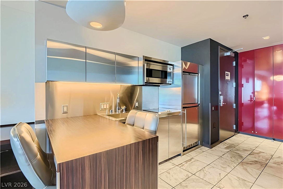 Photo 28 of 58, 4381 W Flamingo Road #1516