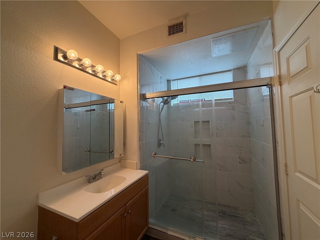 Photo 28 of 49, 4960 Harrison Drive #230