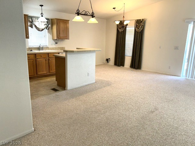 Photo 7 of 52, 531 Montecito Drive