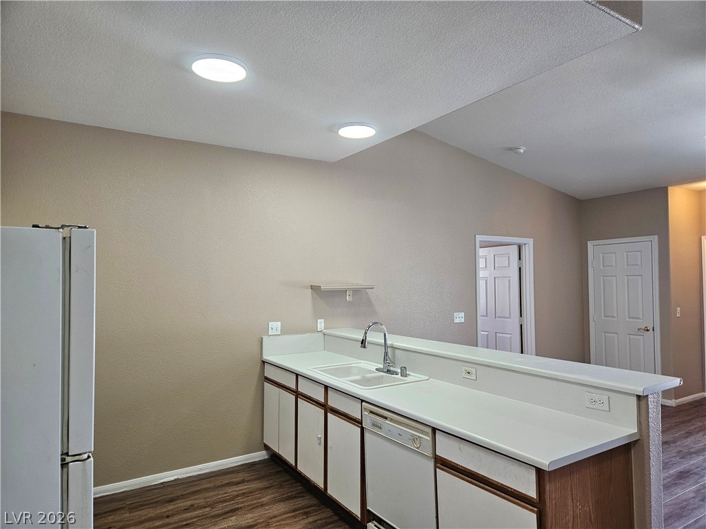 Photo 10 of 33, 4960 Harrison Drive #217