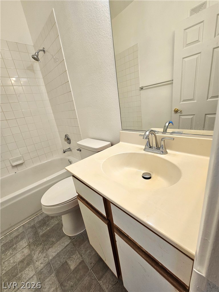 Photo 24 of 33, 4960 Harrison Drive #217