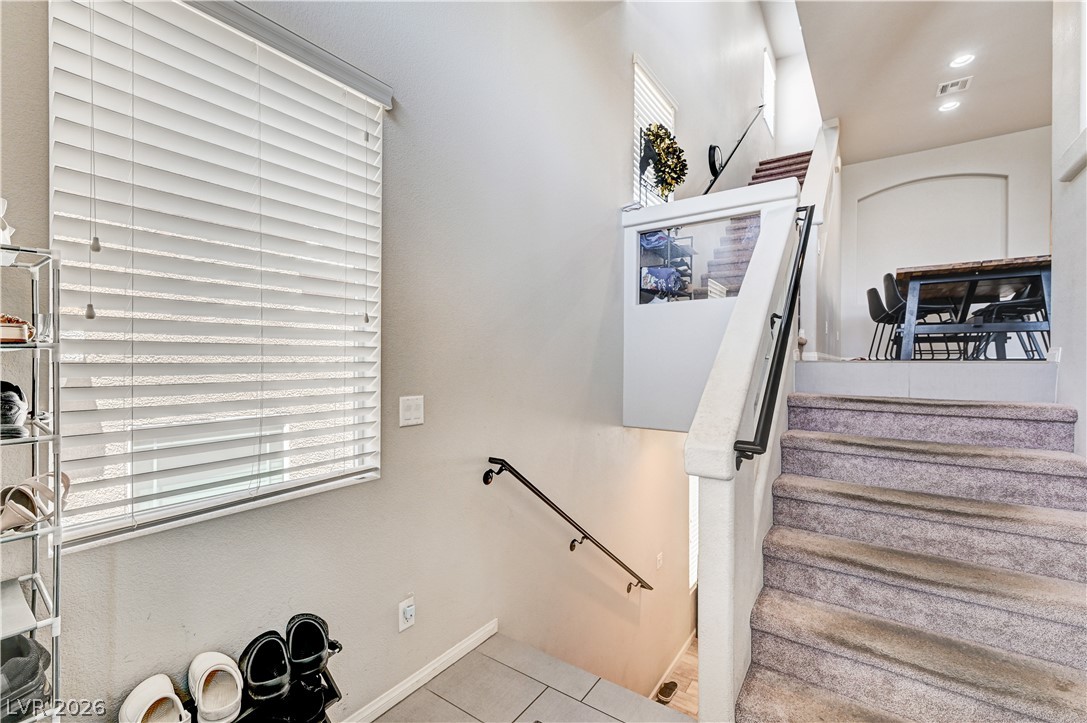 Photo 4 of 8120 Sorrel Street