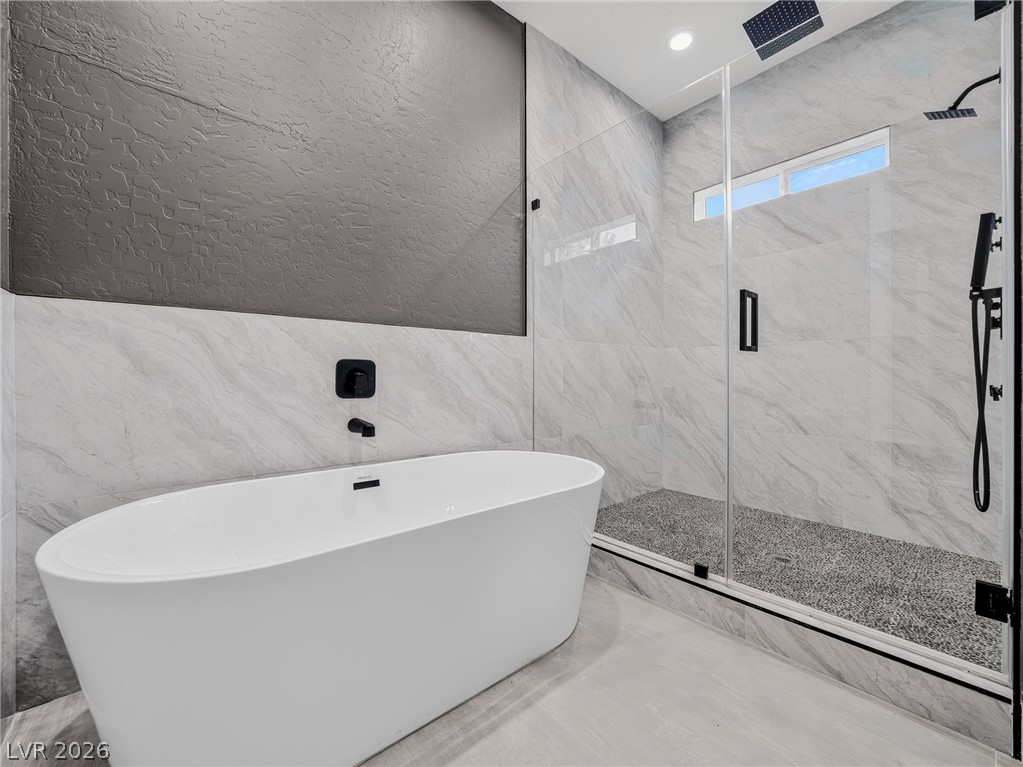 Photo 15 of 36, 1860 Doral Court