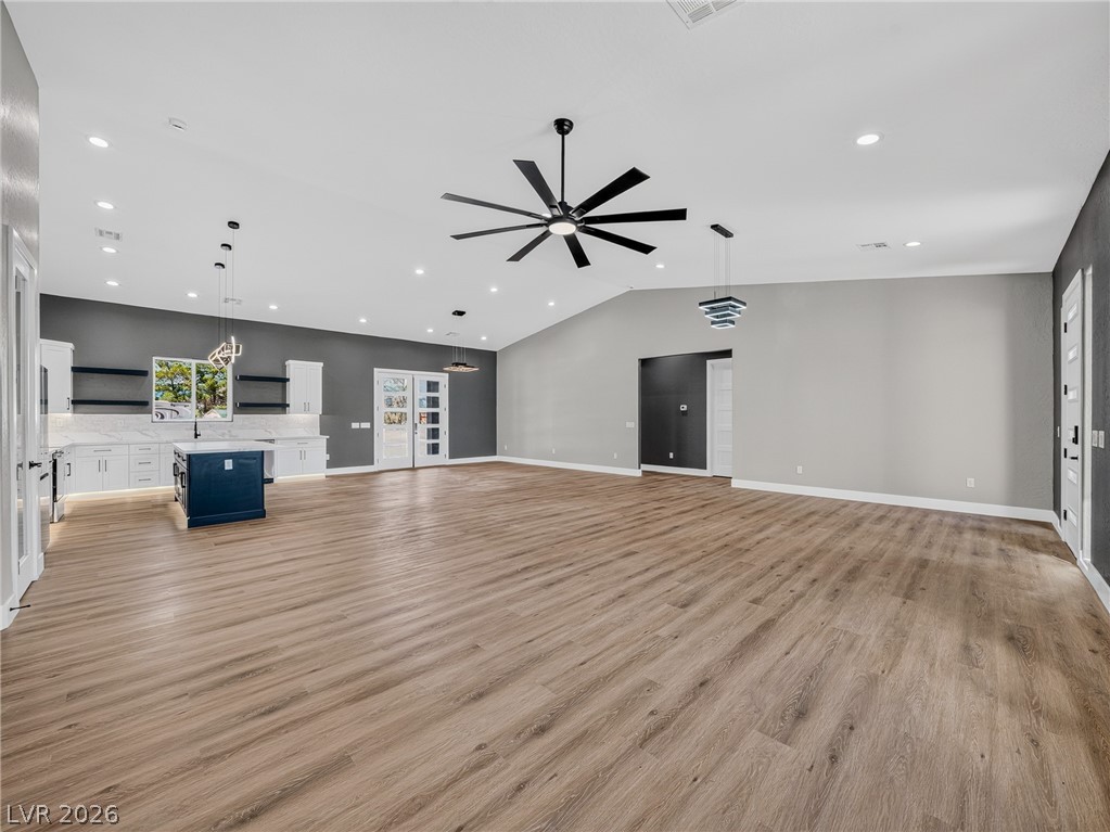 Photo 10 of 36, 1860 Doral Court