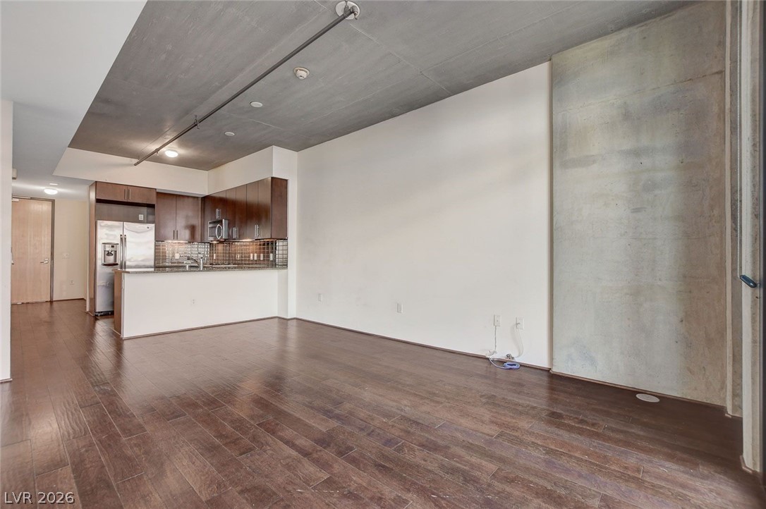 Photo 14 of 56, 353 E Bonneville Avenue #181/281