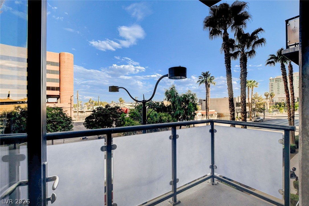Photo 18 of 56, 353 E Bonneville Avenue #181/281