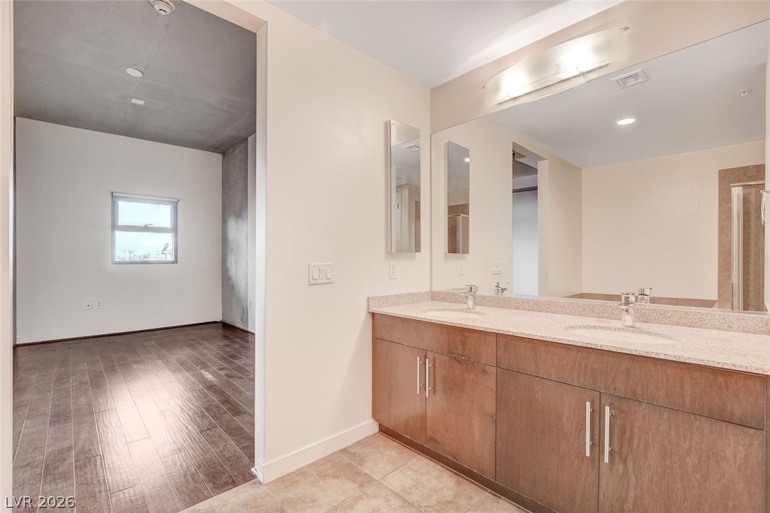 Photo 29 of 56, 353 E Bonneville Avenue #181/281
