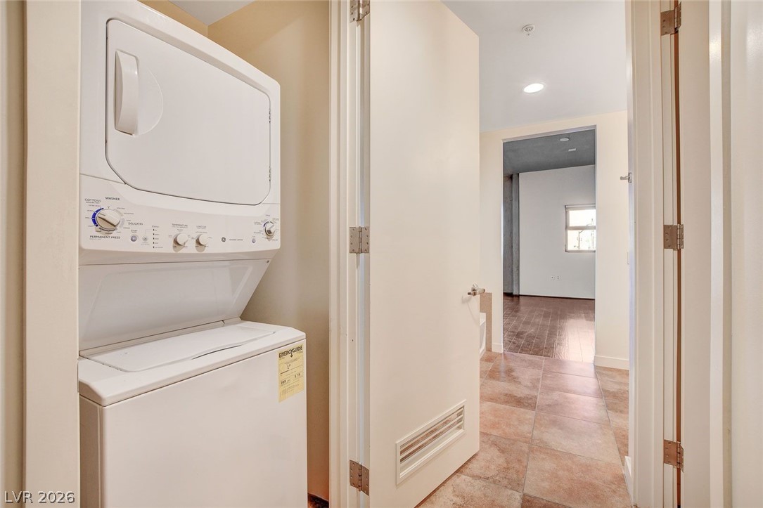 Photo 30 of 56, 353 E Bonneville Avenue #181/281
