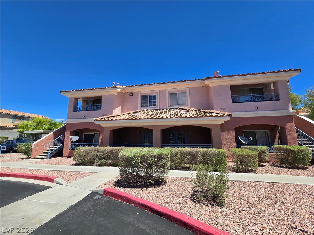 300 Amber Pine Street #207, Las Vegas
