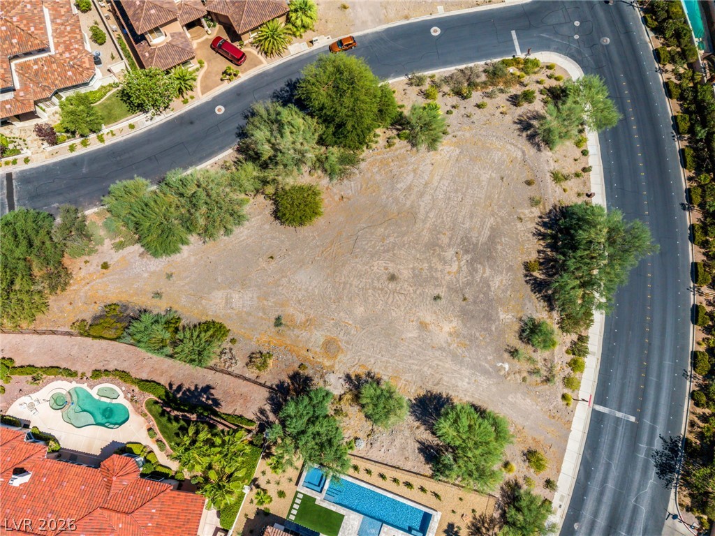 20 Camino Barcelona Place, Henderson 89011