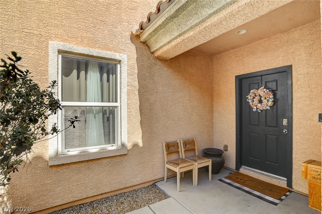 Photo 6 of 48, 2672 Strichen Avenue