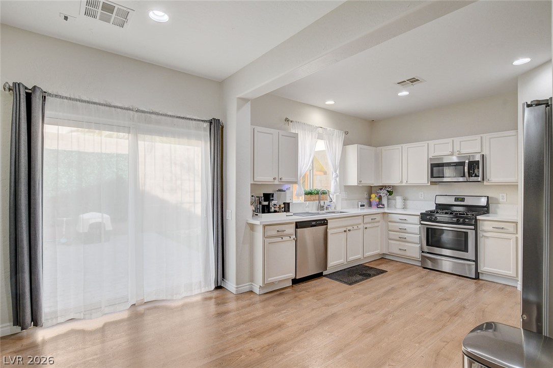 Photo 2 of 2672 Strichen Avenue