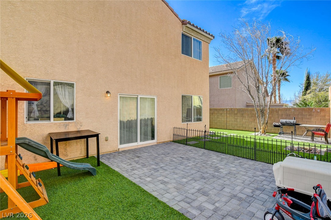 Photo 42 of 48, 2672 Strichen Avenue